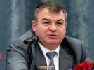 Трудоустройство Сердюкова сочли "плевком в лицо страны"