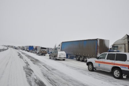 В связи со снегопадами ГИБДД Первоуральска предупреждает и дает пояснение что делать при ДТП