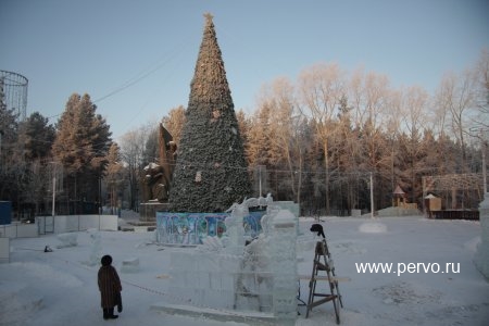Программа праздничных мероприятий Нового года 2014 в Первоуральске