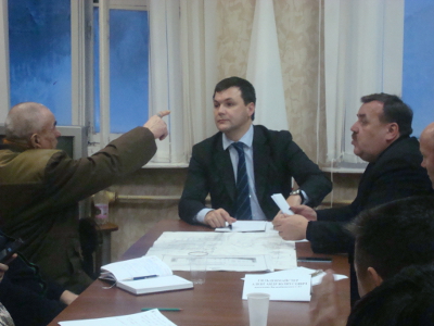 Алексей Дронов дал более 50 поручений чиновникам администрации после приема жителей в поселке Билимбай