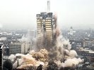В Германии поставили рекорд, взорвав 116-метровый небоскреб