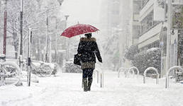 В результате снегопадов в Японии погибли 11 человек