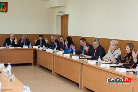 Депутаты Первоуральска проголосовали за увеличение бюджета на 23 миллиона 704 тысячи рублей