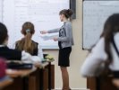 Учителям 11 школ Екатеринбурга занижали зарплату