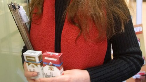 В комитете Госдумы по охране здоровья законопроект о запрете продажи сигарет женщинам до 40 лет сочли преступным