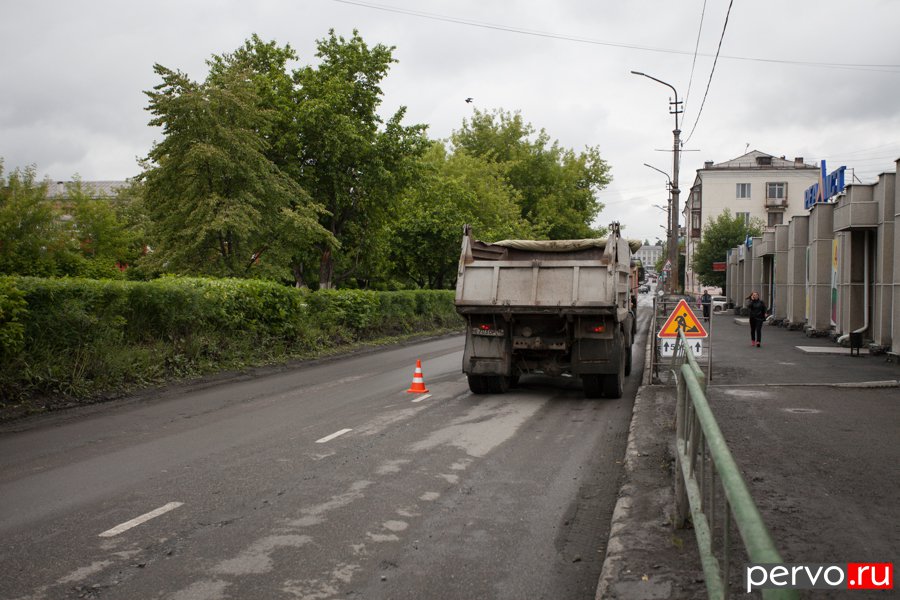 В Первоуральске приступили к ремонту дорог