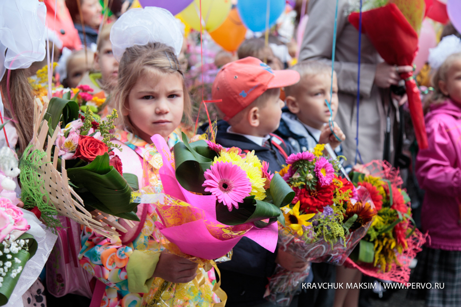День Знаний встретила крупнейшая школа области