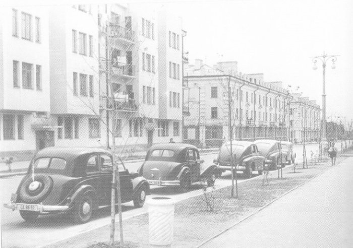 Немного истории. В 1954 году в Первоуральске было 92 автомобиля на всех