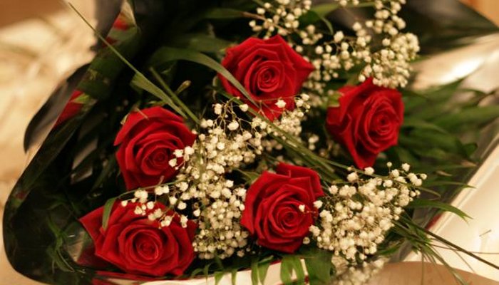 Американка получила цветы на день святого Валентина от умершего год назад мужа
