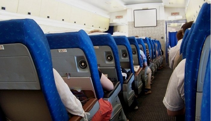 Один из пассажиров рейса Екатеринбург-Камрань умер во время полета