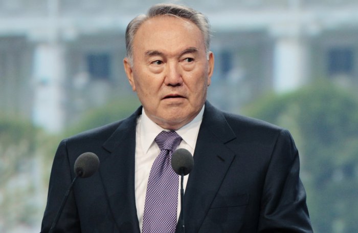 «Нур Отан» выдвинула Назарбаева кандидатом в президенты Казахстана