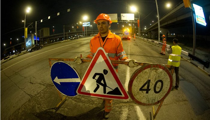 Ремонт дорог в Екатеринбурге обойдется областному бюджету почти в три миллиарда рублей