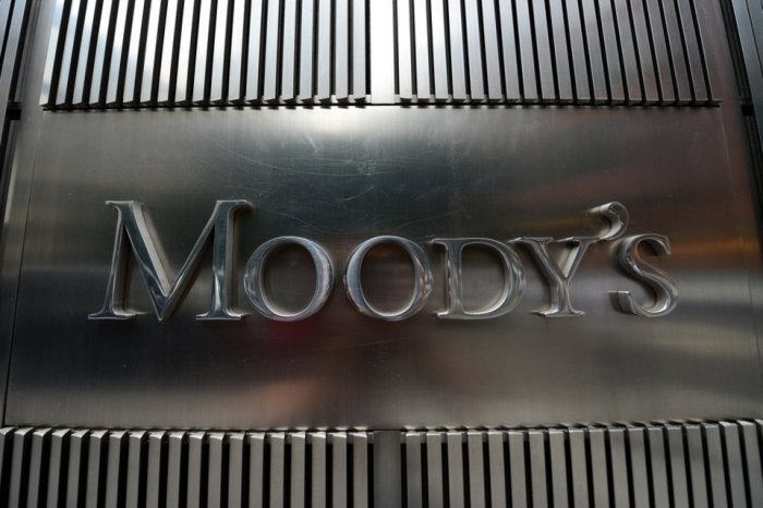 Moody's понизило рейтинги Киева и Харькова до преддефолтного