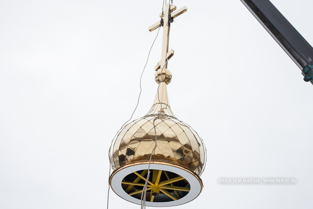 В центре Первоуральска открылся переносной храм