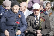 Более 5000 первоуральцев встали в ряды «Бессмертного полка» Более 5000 первоуральцев встали в ряды «Бессмертного полка»