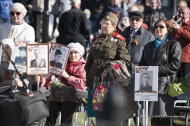 Более 5000 первоуральцев встали в ряды «Бессмертного полка» Более 5000 первоуральцев встали в ряды «Бессмертного полка»