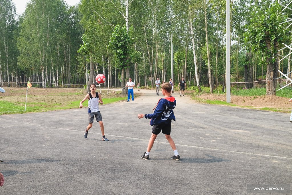 В Первоуральске открылся новый стадион