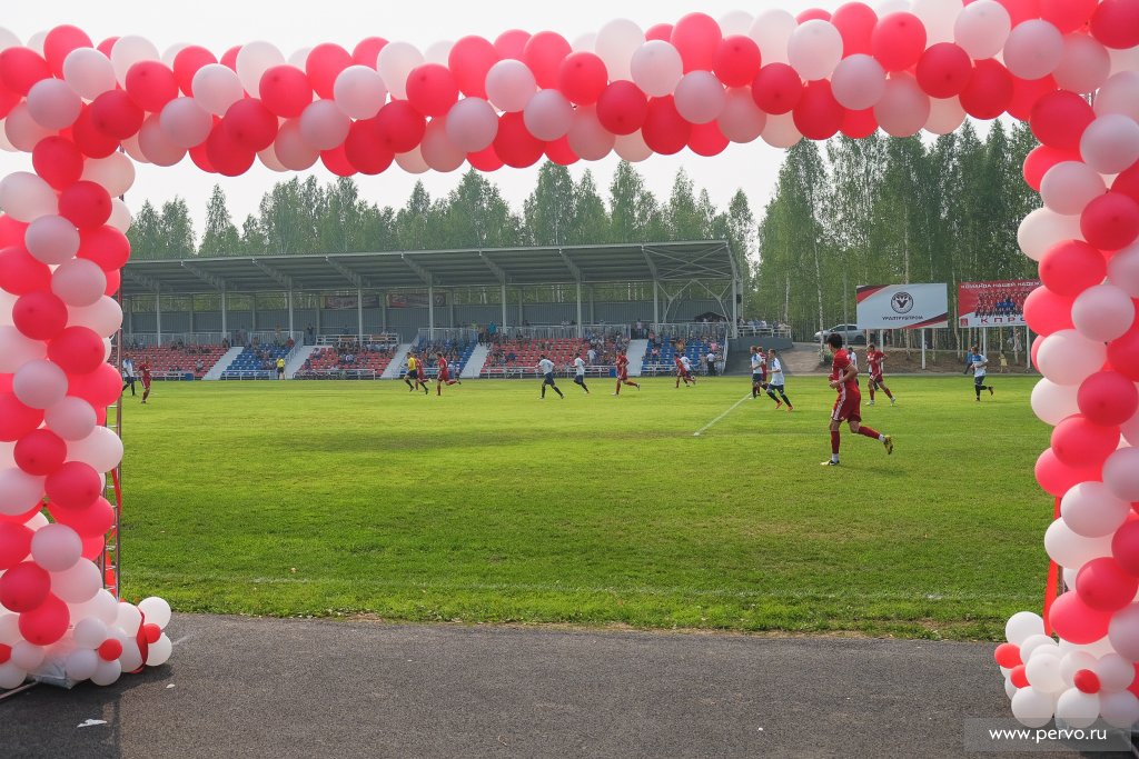 В Первоуральске открылся новый стадион