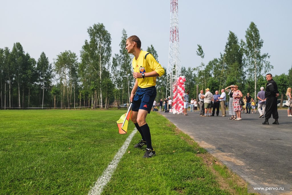 В Первоуральске открылся новый стадион