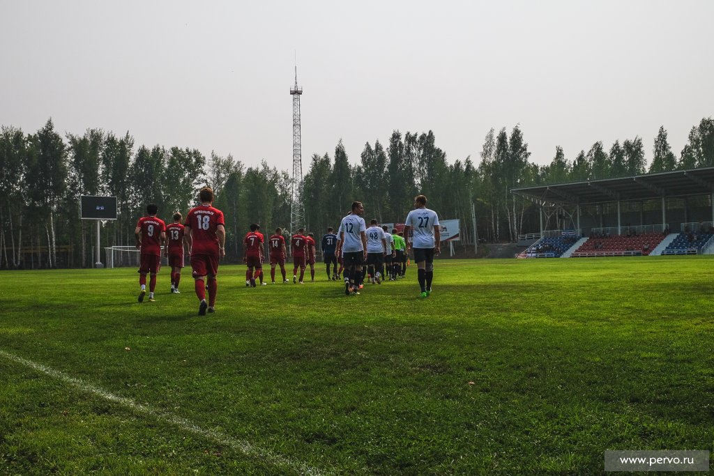 В Первоуральске открылся новый стадион