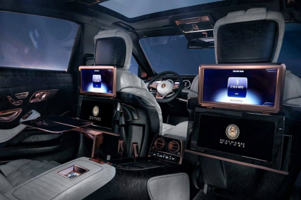 Канадцы превратили Mercedes-Maybach в «золотого Императора» Канадцы превратили Mercedes-Maybach в «золотого Императора»