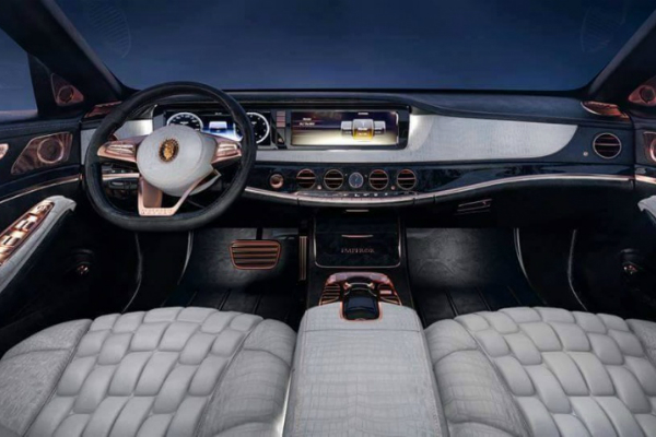Канадцы превратили Mercedes-Maybach в «золотого Императора» Канадцы превратили Mercedes-Maybach в «золотого Императора»
