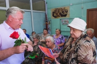 В Первоуральске вручил документы детям без вести пропавших воинов – участников Великой Отечественной войны В Первоуральске вручил документы детям без вести пропавших воинов – участников Великой Отечественной войны
