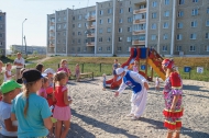 Праздники двора по традиции прошли и в поселках Праздники двора по традиции прошли и в поселках