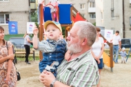 На Динасе для детворы на двух площадках прошли традиционные праздничные программы На Динасе для детворы на двух площадках прошли традиционные праздничные программы