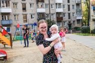 На Динасе для детворы на двух площадках прошли традиционные праздничные программы На Динасе для детворы на двух площадках прошли традиционные праздничные программы