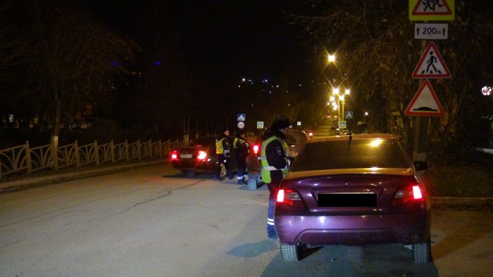 За ночь в Первоуральске поймали 16 пьяных водителей