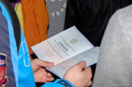 Депутаты «Единой России» вручили дипломы выпускникам колледжа Депутаты «Единой России» вручили дипломы выпускникам колледжа