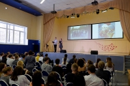Депутаты «Единой России» вручили дипломы выпускникам колледжа Депутаты «Единой России» вручили дипломы выпускникам колледжа