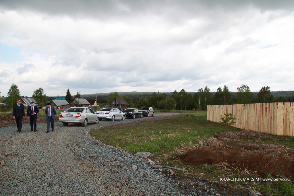 Министр транспорта проверил дорогу в Хомутовке