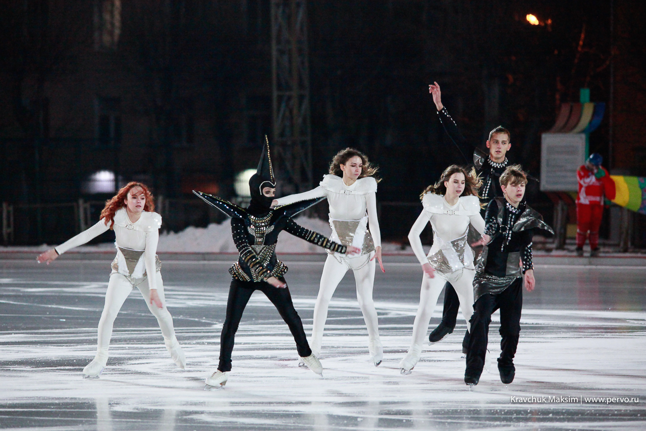 Новый хоккейный сезон в Первоуральске открыли с размахом