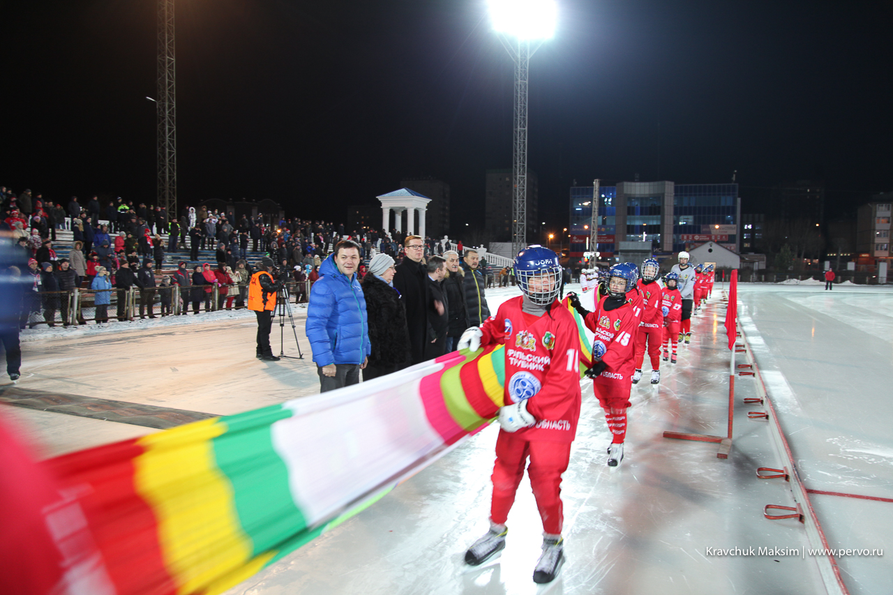 Новый хоккейный сезон в Первоуральске открыли с размахом
