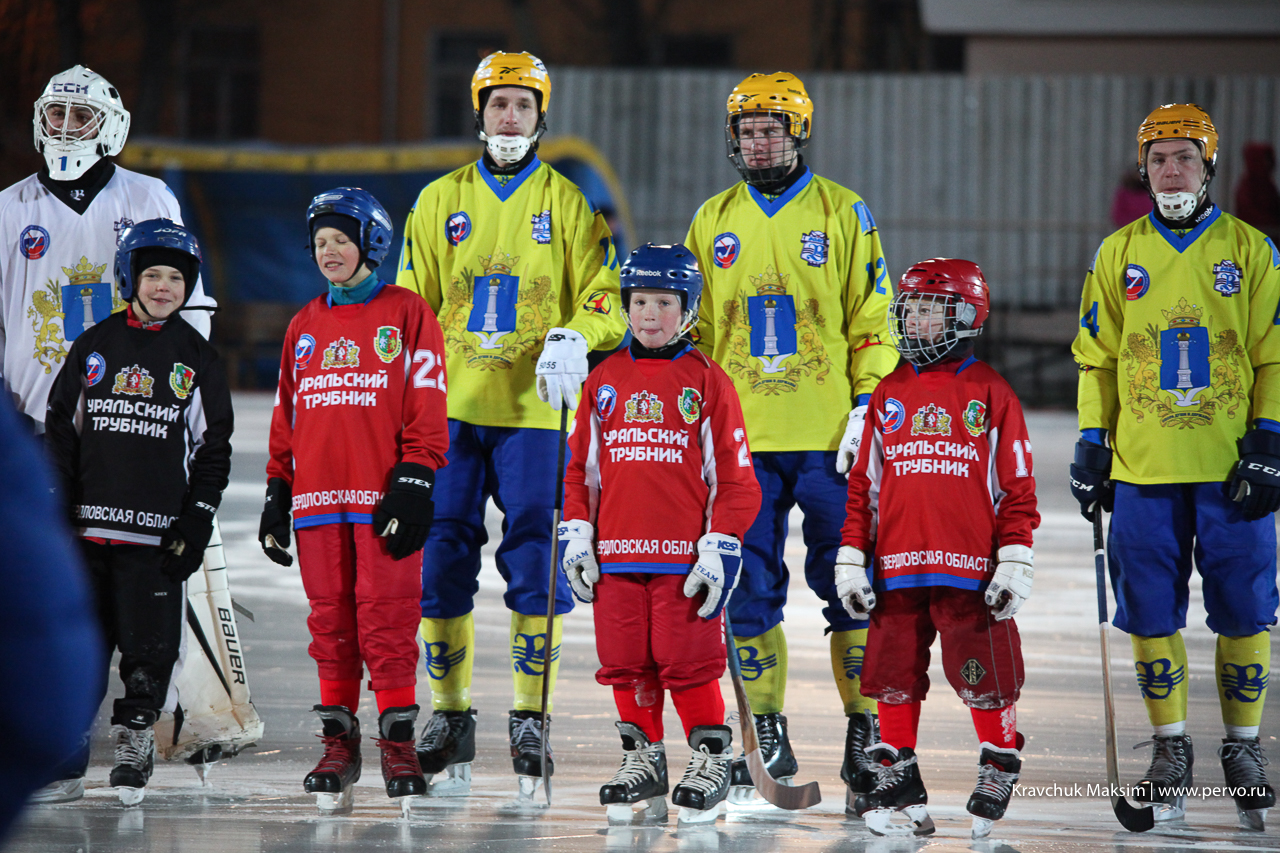 Новый хоккейный сезон в Первоуральске открыли с размахом