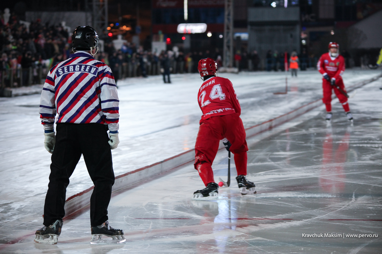 Новый хоккейный сезон в Первоуральске открыли с размахом
