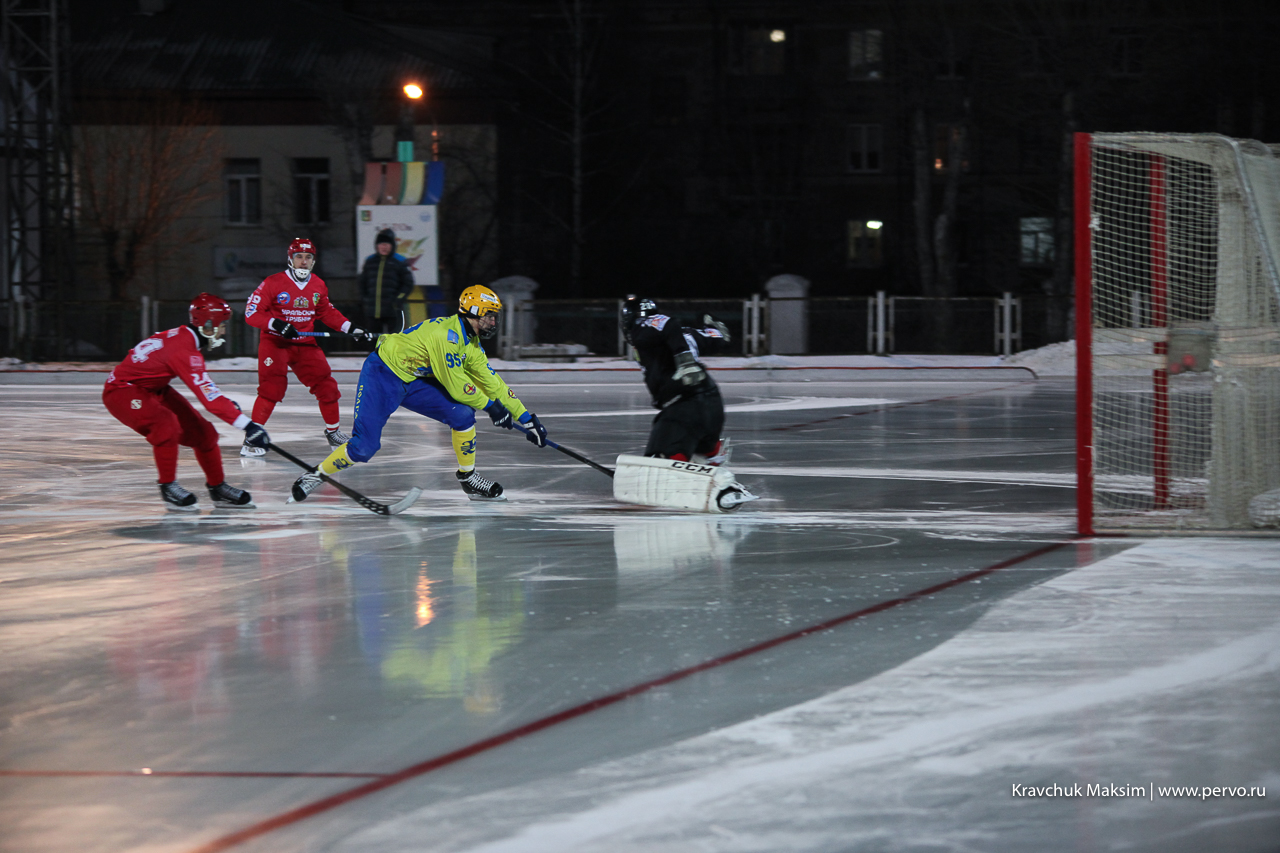 Новый хоккейный сезон в Первоуральске открыли с размахом