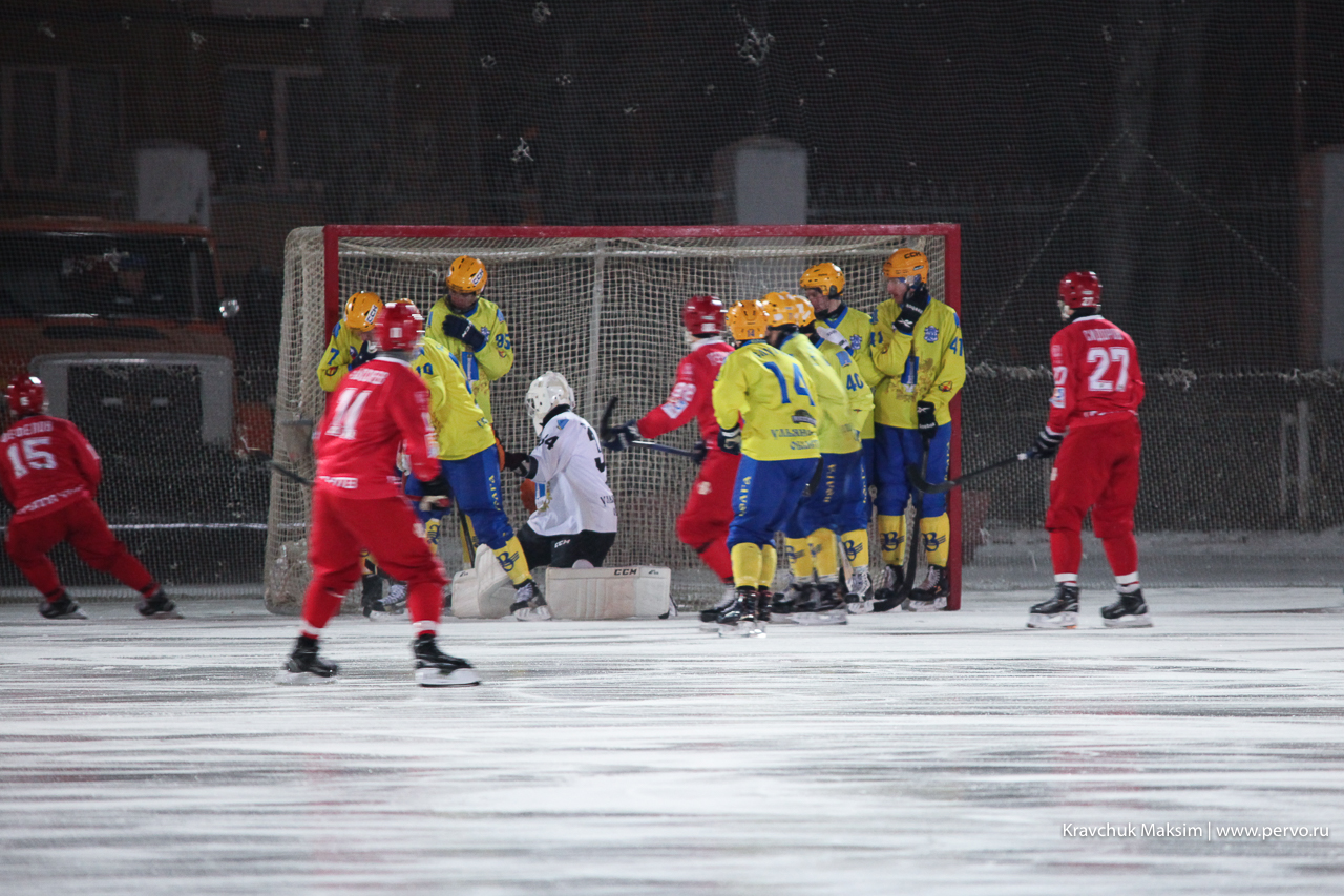 Новый хоккейный сезон в Первоуральске открыли с размахом