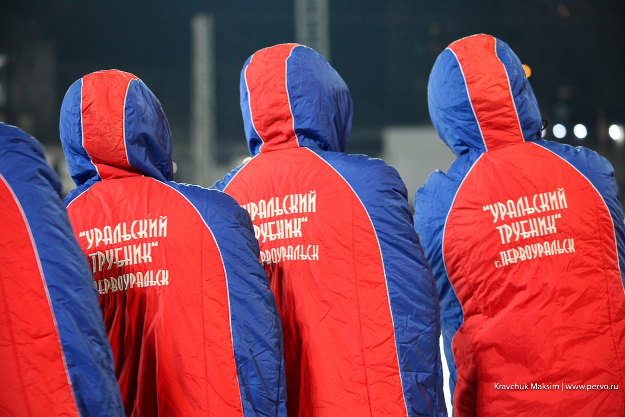 Новый хоккейный сезон в Первоуральске открыли с размахом