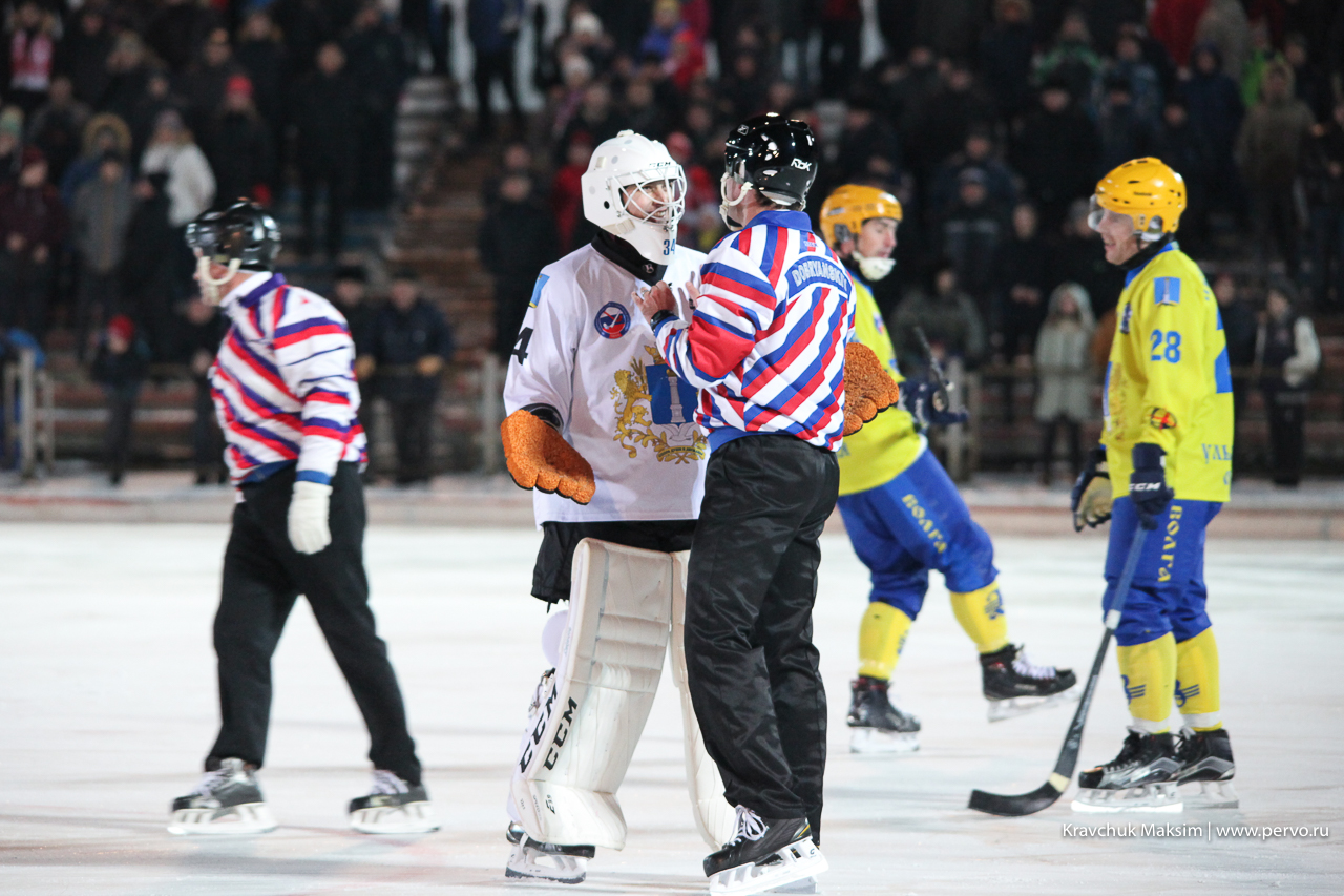 Новый хоккейный сезон в Первоуральске открыли с размахом