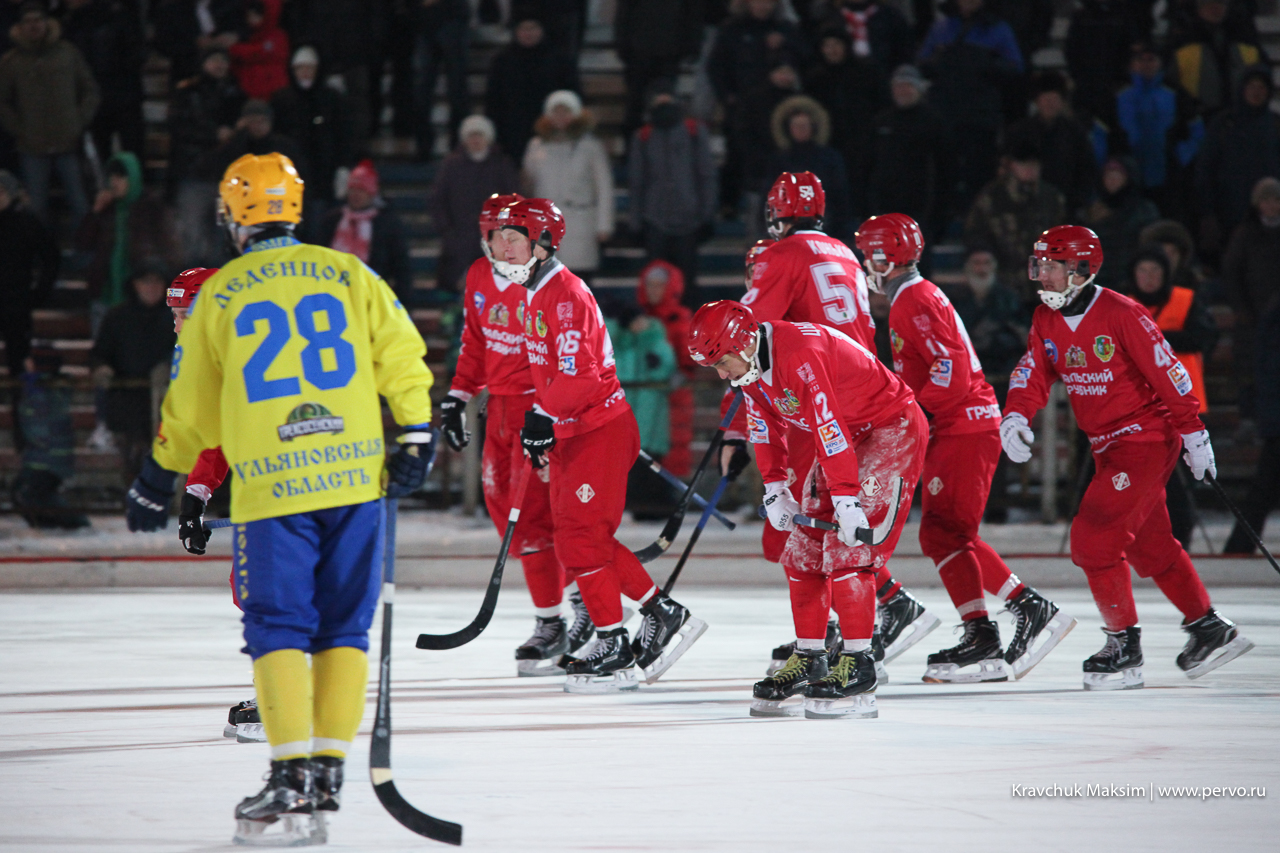Новый хоккейный сезон в Первоуральске открыли с размахом