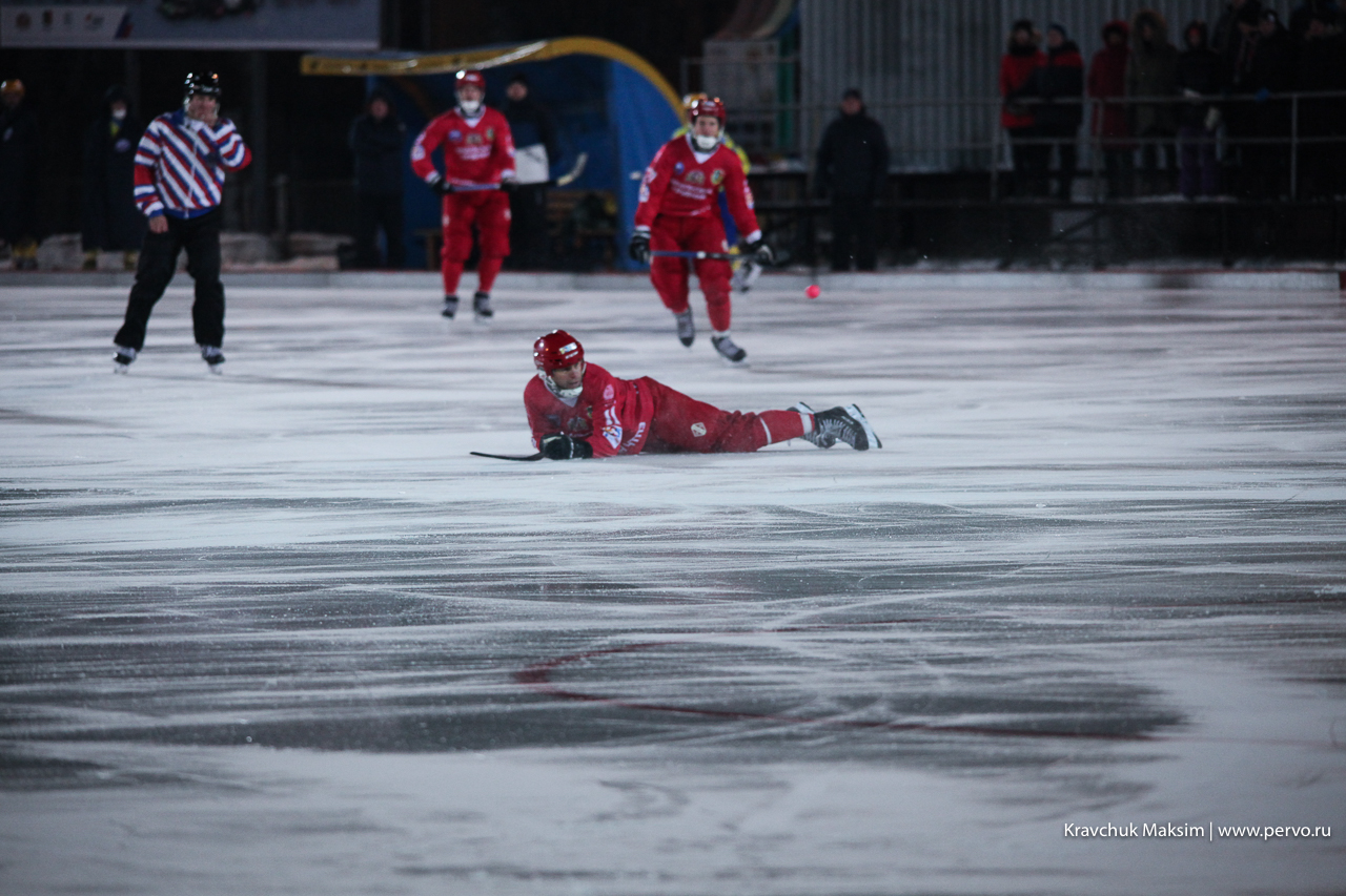 Новый хоккейный сезон в Первоуральске открыли с размахом