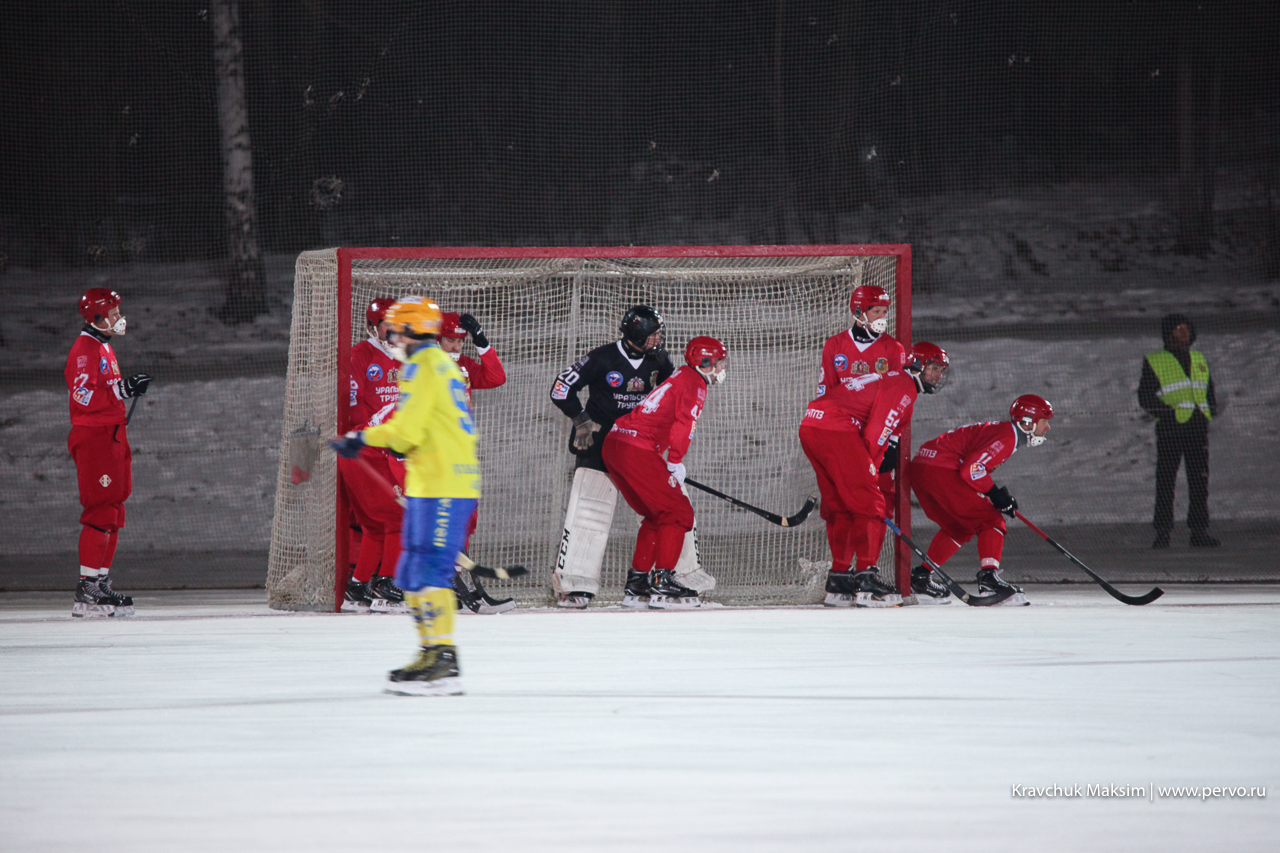 Новый хоккейный сезон в Первоуральске открыли с размахом