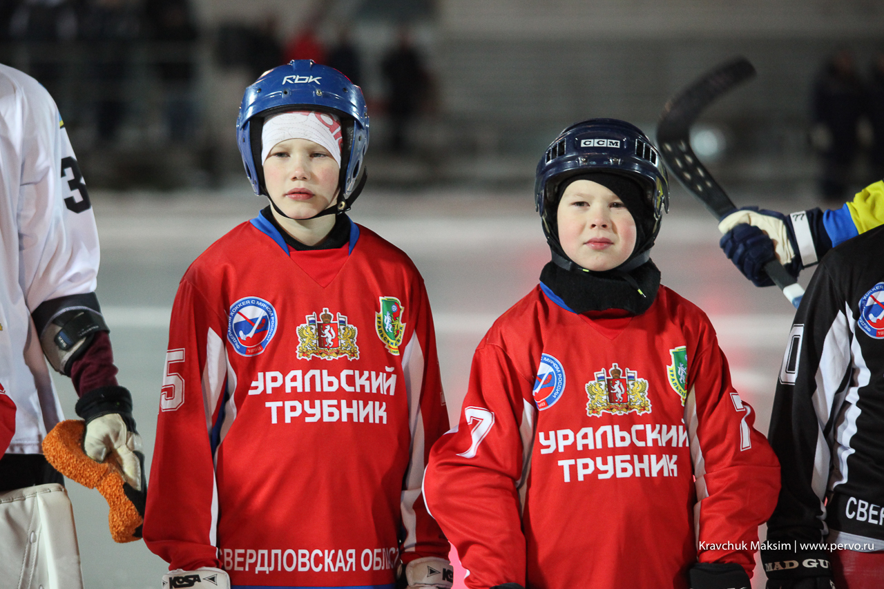 Новый хоккейный сезон в Первоуральске открыли с размахом