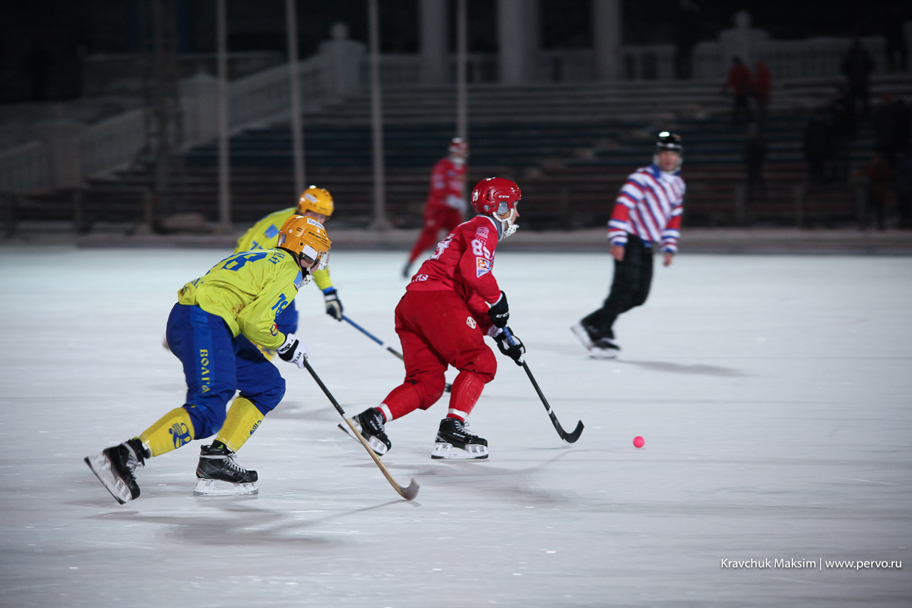 Новый хоккейный сезон в Первоуральске открыли с размахом
