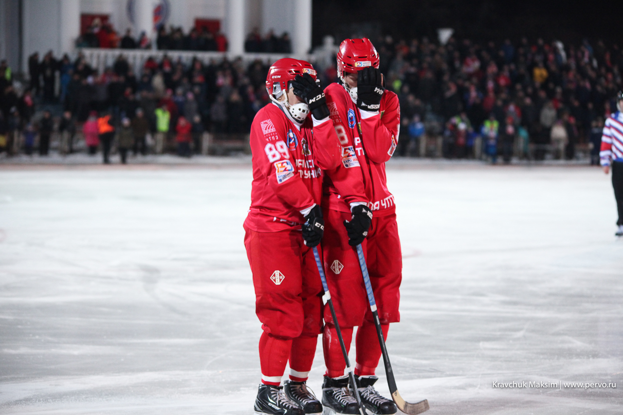 Новый хоккейный сезон в Первоуральске открыли с размахом