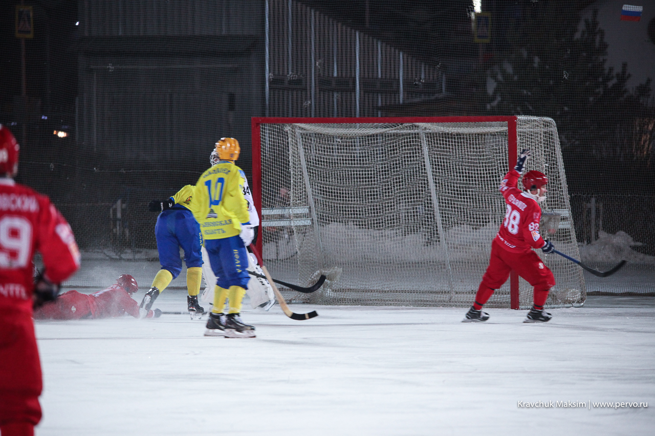 Новый хоккейный сезон в Первоуральске открыли с размахом