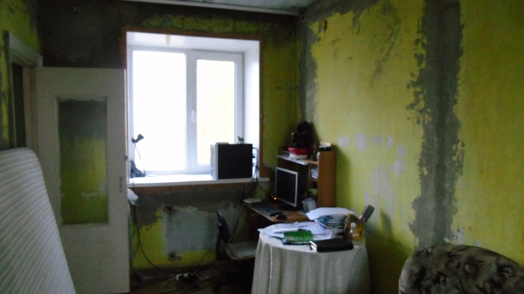 Жильцы квартиры выиграли суд у УК за потоп после ливня